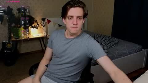 Oliver Evans online show from August 4, 4:29 am