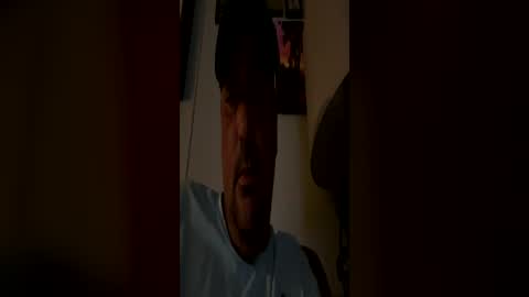 oliverclothesoff1211 online show from July 1, 1:17 am