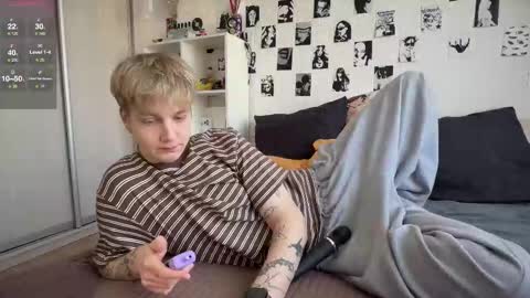 oliver online show from March 21, 10:52 am