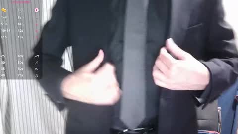 Omar online show from October 13, 8:37 pm