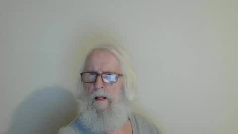 Somewhere over the rainbow online show from November 13, 9:41 pm