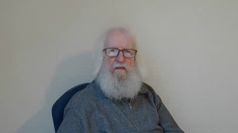 Somewhere over the rainbow online show from February 9, 7:57 am