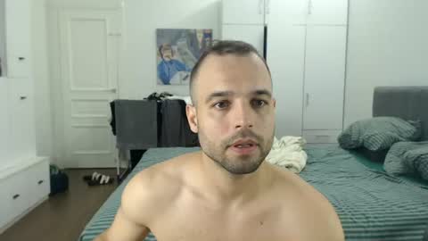 onebestlover online show from July 12, 1:46 pm