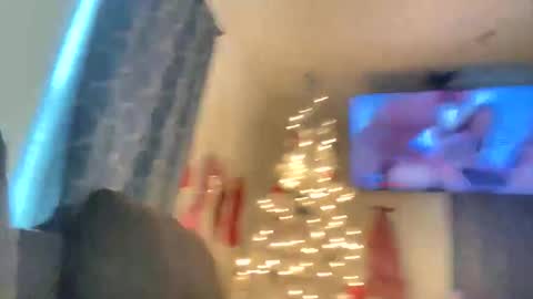 onlylatinasanal online show from December 16, 6:04 pm