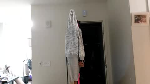 Snapshot of opalockajoe chatting on December 2, 2:17 pm TsJojo online show from December 2, 2:17 pm