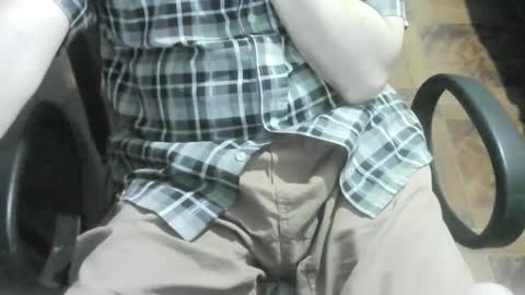 Snapshot of ore_cam chatting on February 14, 4:26 am Ore online show from February 14, 4:26 am