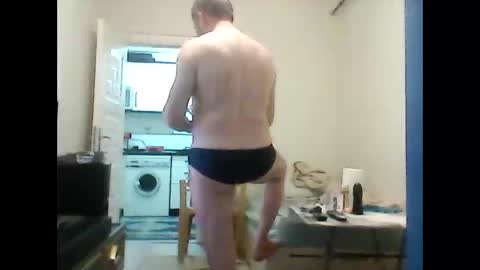 orhansakar12 online show from April 17, 4:42 pm