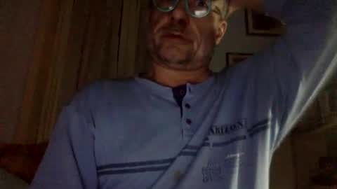 ortijah1971 online show from December 17, 3:17 am