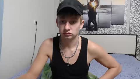 Snapshot of oscar_bell chatting on September 13, 9:49 pm Oscar online show from September 13, 9:49 pm