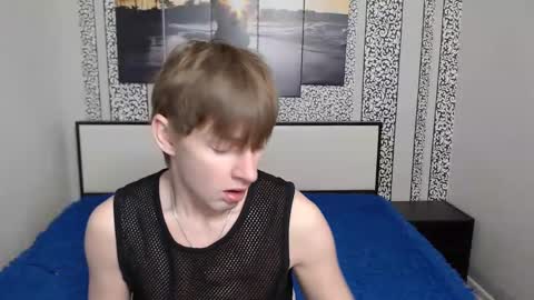 Snapshot of oscar_bell chatting on January 26, 8:45 pm Oscar online show from January 26, 8:45 pm