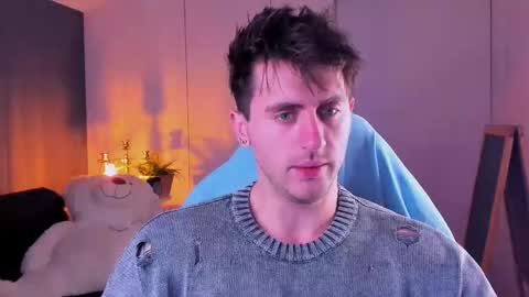 Oscar online show from November 2, 9:30 pm