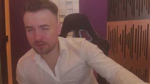 Oscar Steel Savage online show from March 5, 5:18 pm