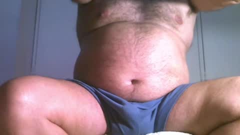 Oso Licencioso online show from February 12, 9:01 pm