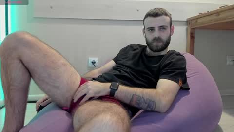 Otis online show from January 19, 7:15 pm