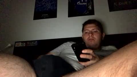 outflayd online show from November 10, 1:43 am