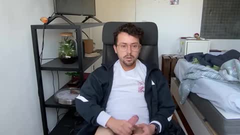 ovidius96 online show from December 4, 10:33 am