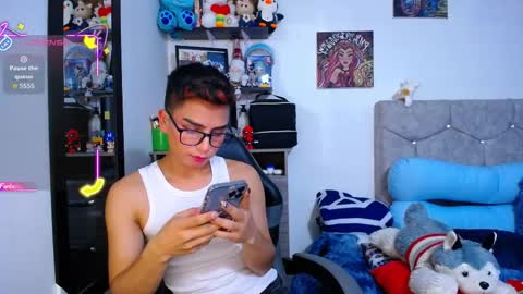 Owen  Independent model  online show from February 27, 6:36 am