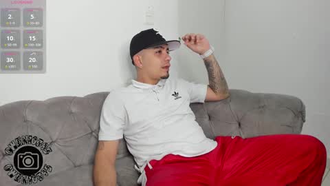 O W E N - S T O N E online show from September 30, 3:45 am