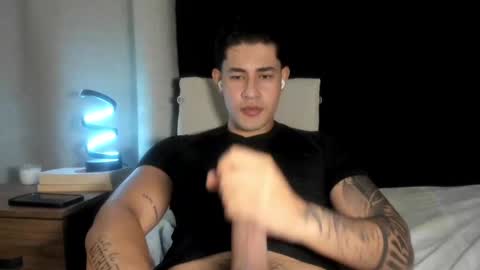 Javi    online show from October 9, 7:35 am