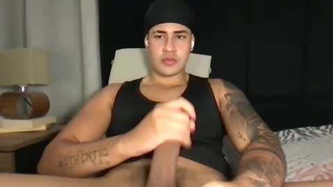 Javi    online show from February 27, 4:41 am