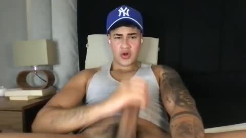 Javi    online show from January 24, 2:28 am