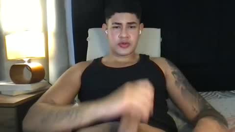 Javi    online show from January 17, 4:39 am