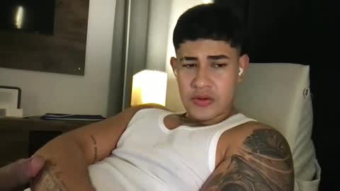 Javi    online show from January 16, 4:49 am