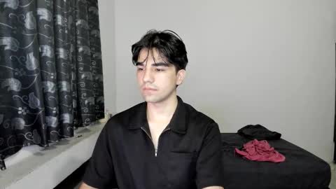 Snapshot of pakun_ chatting on October 2, 2:59 am pakun_ online show from October 2, 2:59 am