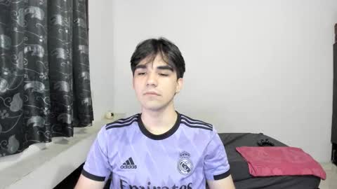 Snapshot of pakun_ chatting on October 5, 3:21 am pakun_ online show from October 5, 3:21 am