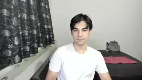 Snapshot of pakun_ chatting on October 16, 4:09 am pakun_ online show from October 16, 4:09 am
