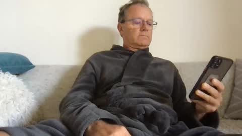 papa_show online show from June 1, 8:14 am