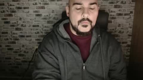 papicho2014 online show from October 19, 9:45 am