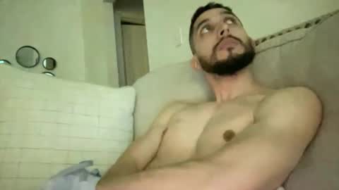 papicubano_guapo23cm online show from January 19, 6:42 am