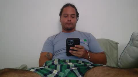 PapiiPR185 online show from February 22, 12:50 pm