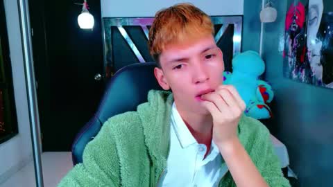 park_jimin1 online show from November 25, 11:56 am