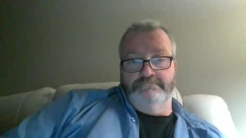 passporttraveler1 online show from February 20, 3:03 am