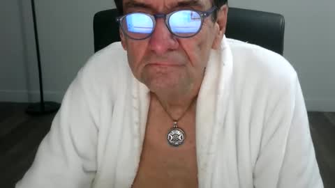 Bob online show from November 26, 12:24 am