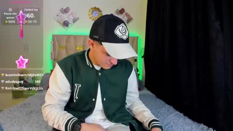 Snapshot of patrick_sanzz chatting on February 26, 8:15 am patrick online show from February 26, 8:15 am