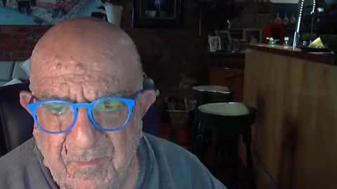 Snapshot of patvac chatting on October 19, 11:41 pm patvac online show from October 19, 11:41 pm