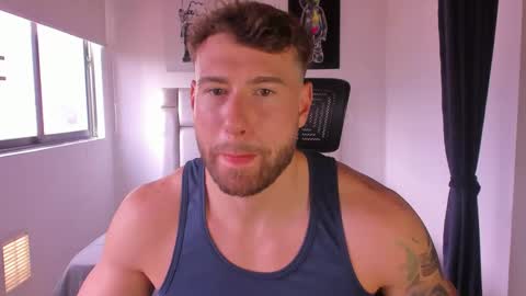 PAUL ROGER online show from March 4, 4:52 pm