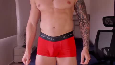 PAUL ROGER online show from January 9, 6:57 pm