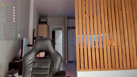 Paul online show from February 19, 11:04 pm