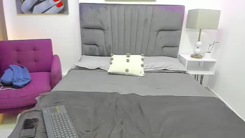 Paull Cassidy online show from October 2, 9:30 pm