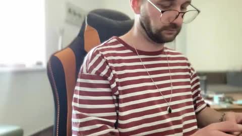 love bush online show from September 11, 7:51 am