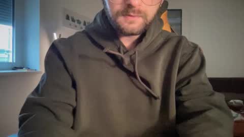 love bush online show from February 24, 7:31 am