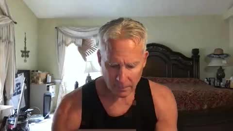 peacemakerone1 online show from April 3, 7:43 pm