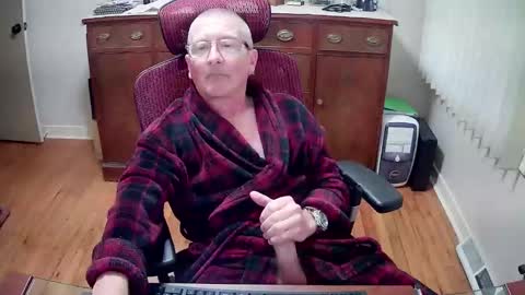 peepingmale online show from March 21, 12:42 pm