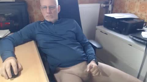 Pemue65 online show from November 26, 11:13 am