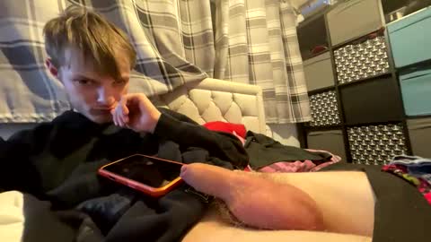 Penguin online show from December 19, 12:29 am