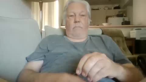 Snapshot of pervdude01 chatting on October 11, 9:30 pm Nut4aNickel online show from October 11, 9:30 pm
